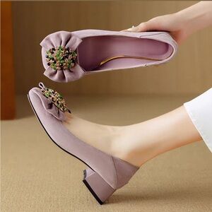 Elegant Mauve Women's Shoes with Embellished Bow